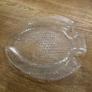 15" Fish Shape Glass Serving Platter Dish Tray Lake Beach nautical boating sea